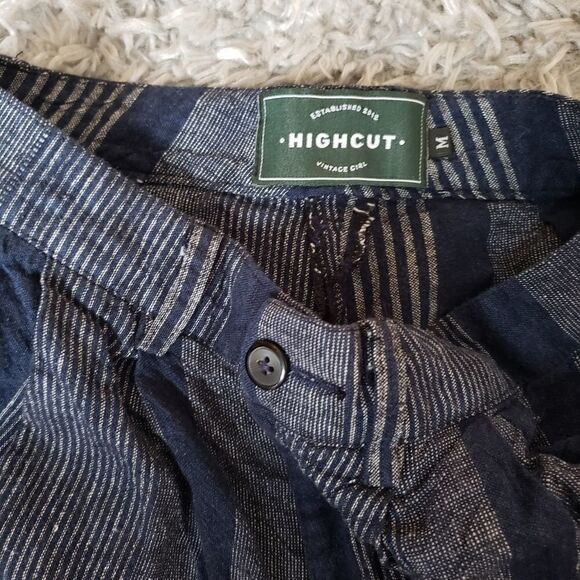 Established 2012 highcut Vintage Girl short - Picture 2 of 6